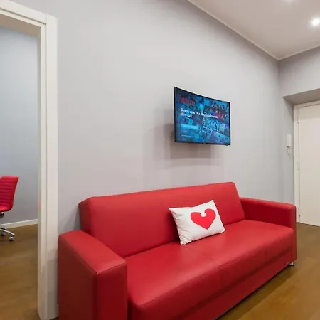 Apartment White House In